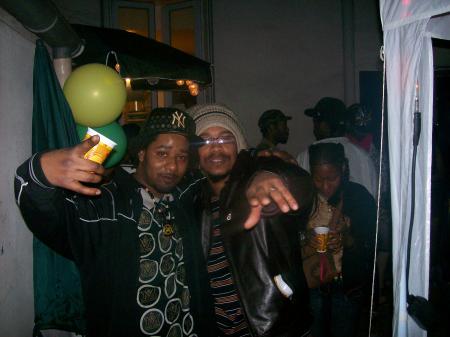 golden party atta